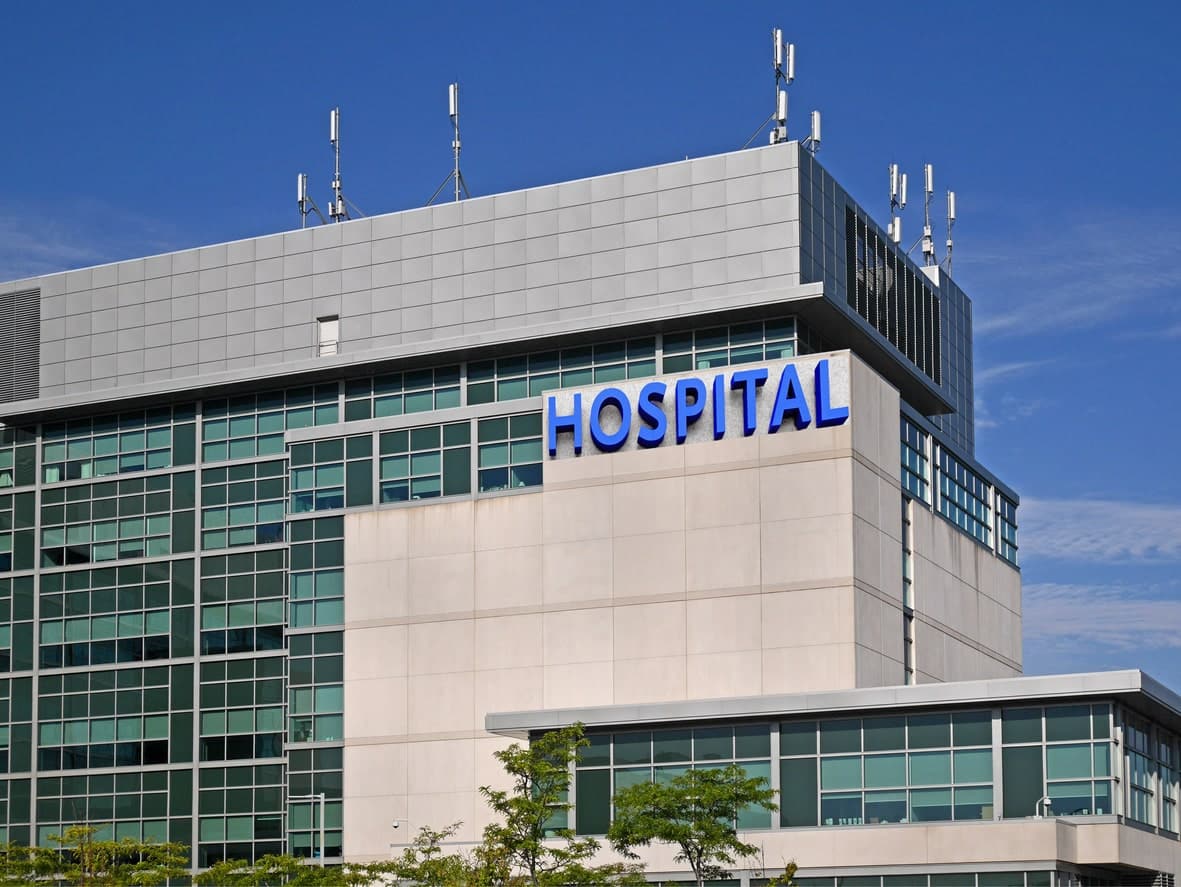 hospitals and medical centers in woodland